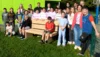 Zentrale Übergabe auf dem Pausenhof der Pestalozzi-Grundschule Ahaus. Foto: Bürgerstiftung WML