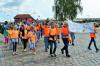 Sportlich, bunt anzusehen und mit bester Stimmung, traten die Schülerinnen und Schüler der 3. & 5. Klasse der Geschwister-Scholl-Grundschule aus Perleberg beim Festumzug auf.