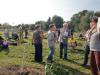 Foto vom Album: Beelitzer Streuobstwiese - Eltern pflanzen Bäumchen für Beelitzer Kinder