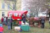 Foto vom Album: Aufstellen ds Weihnachtsbaumes in Leezen, Schloßlatz