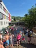 Bild von Galerie: Wasserschlacht auf dem Schulhof Juni 2026