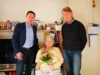 Vorschaubild der Meldung: Gebürtige Hamburgerin lebt seit neun Jahren in der Rolandstadt – Bürgermeister Axel Schmidt gratuliert Lydia Tetsch zum 90. Geburtstag