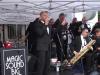 Vorschaubild der Meldung: Standing Ovations für die Magic Sound Big Band und Sänger Michael Seymore bei "Live im Hof"