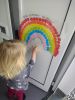 Frau Kleefelds Tochter mit ihrem Regenbogen