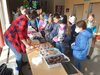 Kuchen- und Muffinverkauf zugunsten ukrainischer Flüchtlinge im Landkreis Rhön-Grabfeld