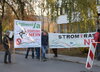 Plakate und Banner gegen P43