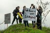 Fotoalbum Protestwanderung gegen die Errichtung einer Bauschuttdeponie in Holzhausen
