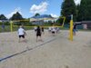 Heißes Match im Beachvolleyball zwischen den 9. Klassen und einem Lehrerteam