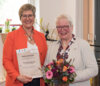 Anne-Katrin Bullwinkel wurde der Präsidentin Brunkhorst für ihr Ehrenamt geehrt.