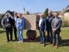Fotoalbum: Einweihung der Skulptur GOOD LUCK - Purple Path