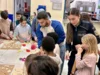 Foto vom Album: Weihnachtsbacken mit der Carl-Krämer-Grundschule