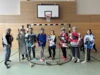 Icehockeyteam und ein Weiser