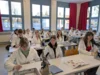 Foto vom Album: Biologieunterricht zum Anfassen – Präparation von Hühnerherzen