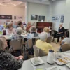 Foto vom Album: Literatur-Café zum Welttag des Buches: Ute Apitz liest und singt 