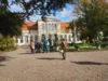 ... in die wunderschöne Orangerie