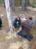 Foto vom Album: Auf die Plätze, fertig, los – die 8b packt im Wald mit an!
