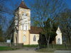 Die Paretzer Dorfkirche vom Schmiedehof im April, Fotos: S. Weber