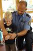 Foto vom Album: Leuchtende Kinderaugen empfingen die Polizei
