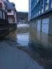 Die überflutete Poststraße neben der Schule