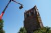 Foto vom Album: Neues Storchennetz auf dem Kirchturm der Lindenaer Kirche