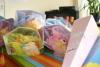 Foto vom Album: Übergabe von gefüllten Schultüten an das Eltern-Kind-Zentrum der AWO