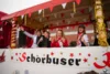 Bild von Galerie: Zug der fröhlichen Leute