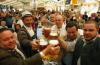 Oktoberfest München an der Elster, Stimmung im Festzelt