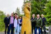 Vorschaubild der Meldung: Feierliche Einweihung der „Griffelhand“ am GeoPfad Griffelpfad in Steinach und Präsentation der neuen GeoErlebnis-Mappe