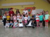 Vorschaubild der Meldung: Knirpsenland-Kinder sind begeistert von gesponserten Kettcar und Bobbycar der Volks- und Raiffeisenbank Prignitz
