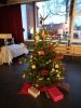 Vorschaubild der Meldung: Weihnachtliche Stimmung in unserer Aula
