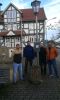 Foto: v.l.: Ortsvorsteher Adrian von Hubatius, Bürgermeister Jonas Korell, Thomas Senz und Wolfgang Gischler vom Ortsbeirat